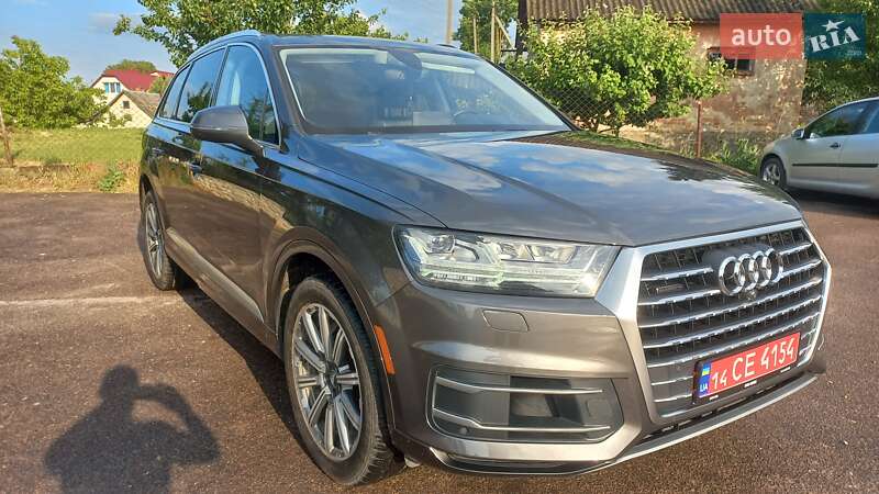 Внедорожник / Кроссовер Audi Q7 2018 в Збараже