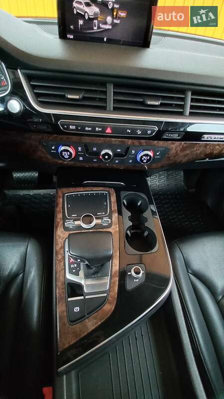 Внедорожник / Кроссовер Audi Q7 2018 в Збараже