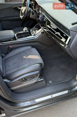 Внедорожник / Кроссовер Audi Q7 2023 в 