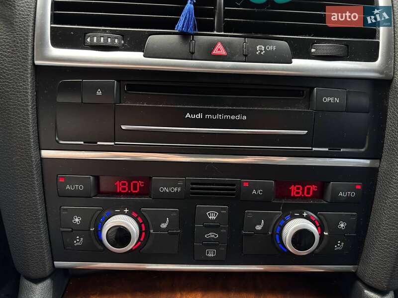 Внедорожник / Кроссовер Audi Q7 2013 в Киеве