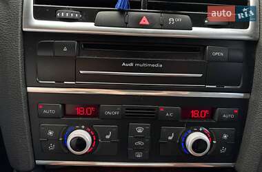 Позашляховик / Кросовер Audi Q7 2013 в 