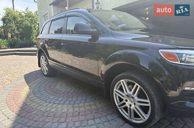 Позашляховик / Кросовер Audi Q7 2006 в 