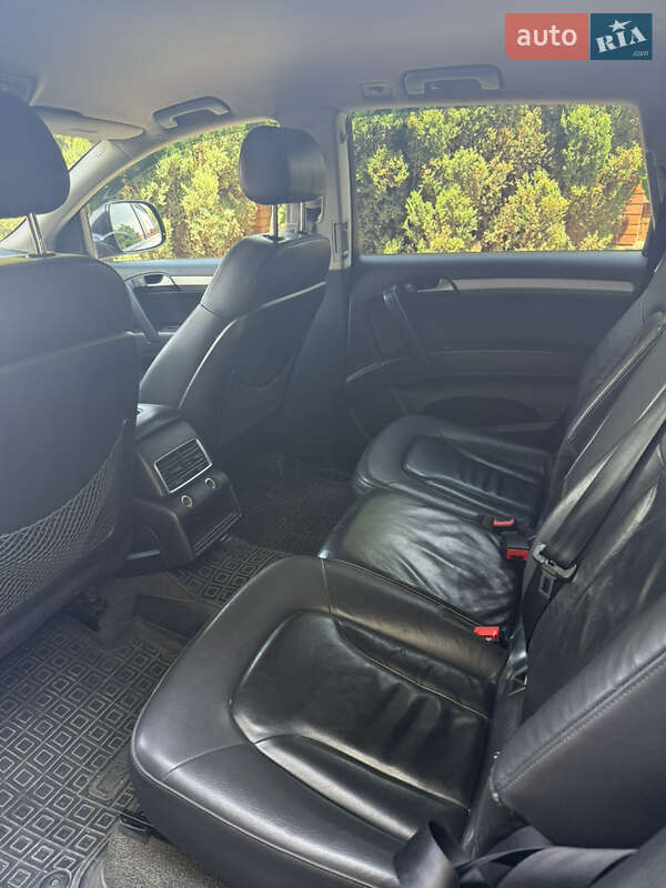 Внедорожник / Кроссовер Audi Q7 2006 в Львове
