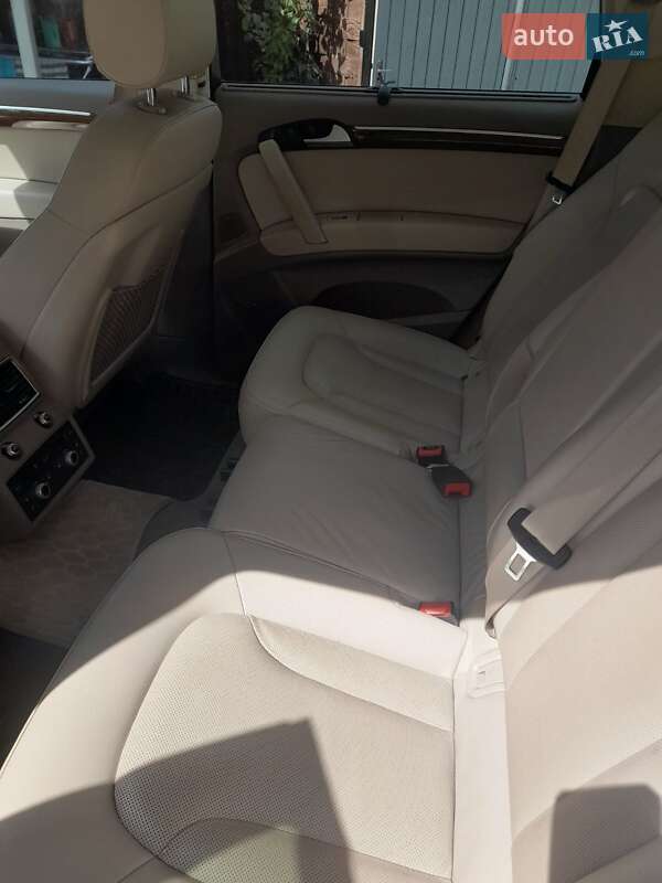 Позашляховик / Кросовер Audi Q7 2015 в Білій Церкві