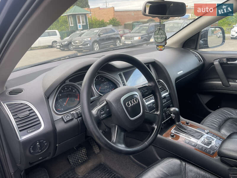 Внедорожник / Кроссовер Audi Q7 2006 в Виннице
