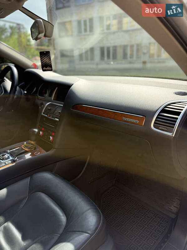 Внедорожник / Кроссовер Audi Q7 2014 в Львове