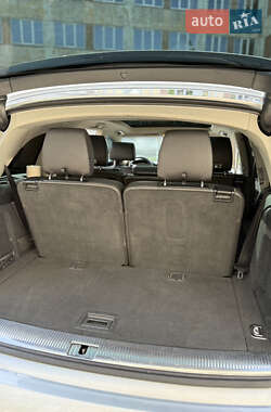 Позашляховик / Кросовер Audi Q7 2014 в 