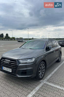 Внедорожник / Кроссовер Audi Q7 2019 в Киеве