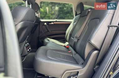 Внедорожник / Кроссовер Audi Q7 2014 в 