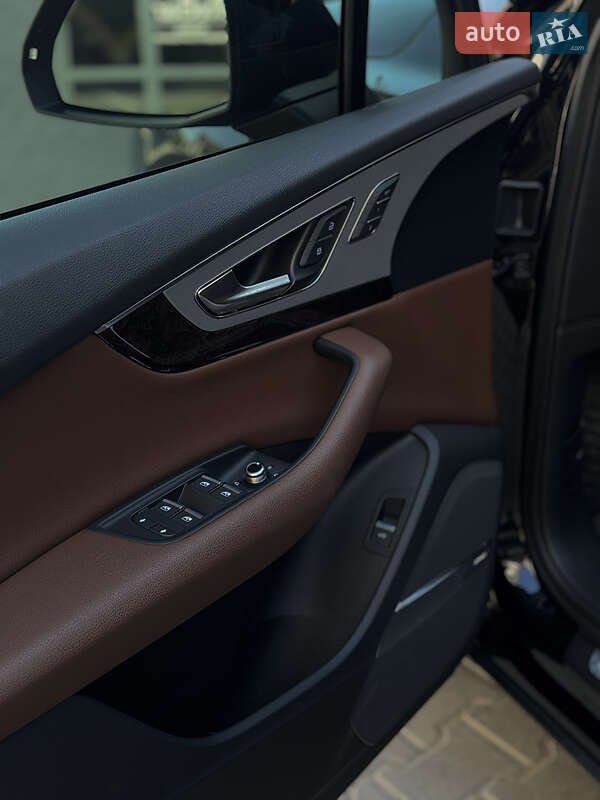 Внедорожник / Кроссовер Audi Q7 2019 в Ивано-Франковске