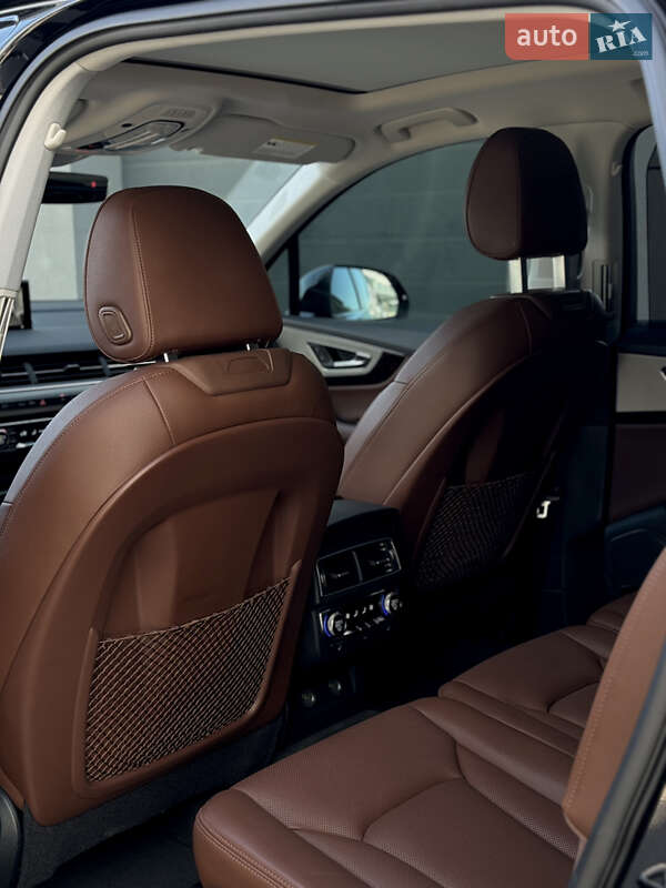 Внедорожник / Кроссовер Audi Q7 2019 в Ивано-Франковске