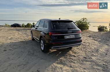 Внедорожник / Кроссовер Audi Q7 2020 в 