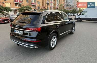 Внедорожник / Кроссовер Audi Q7 2020 в 