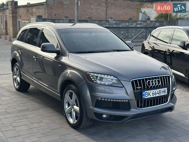 Позашляховик / Кросовер Audi Q7 2009 в Рівному