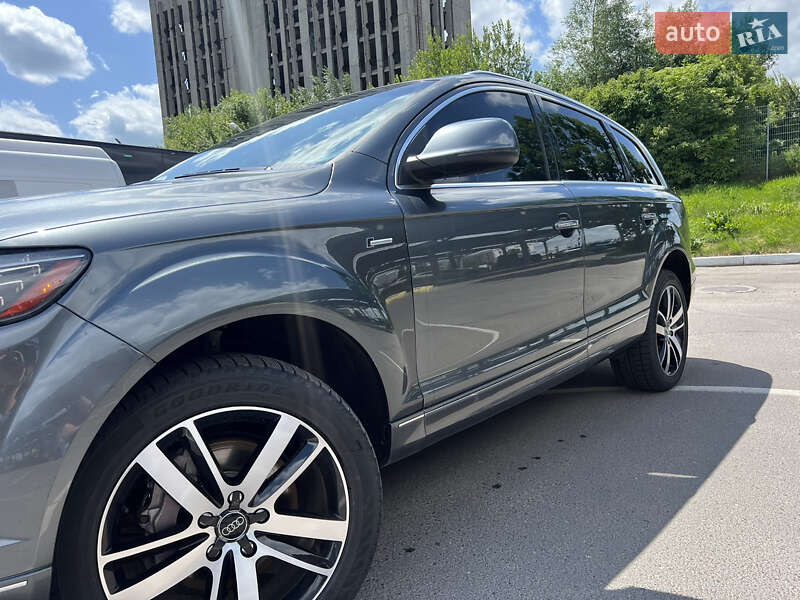Внедорожник / Кроссовер Audi Q7 2015 в Львове