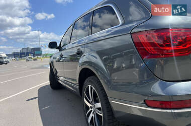 Позашляховик / Кросовер Audi Q7 2015 в 