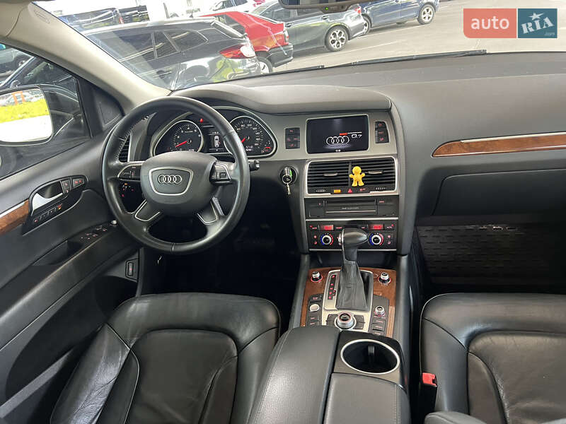 Внедорожник / Кроссовер Audi Q7 2015 в Львове