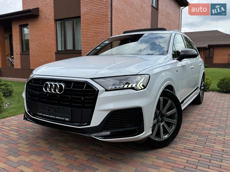 Внедорожник / Кроссовер Audi Q7 2020 в Киеве