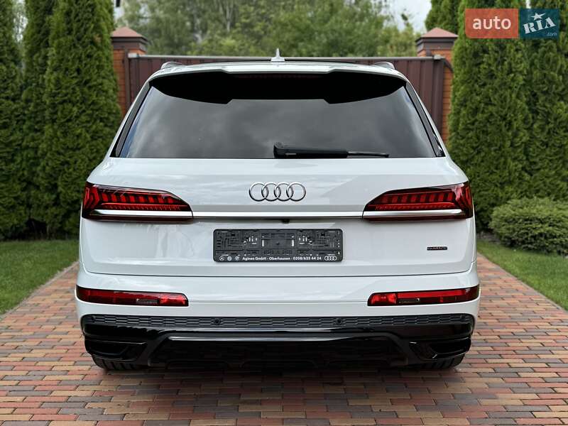 Внедорожник / Кроссовер Audi Q7 2020 в Киеве