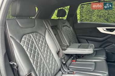 Внедорожник / Кроссовер Audi Q7 2020 в 