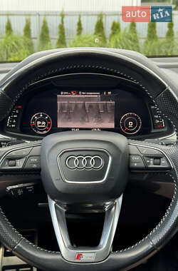 Внедорожник / Кроссовер Audi Q7 2017 в 