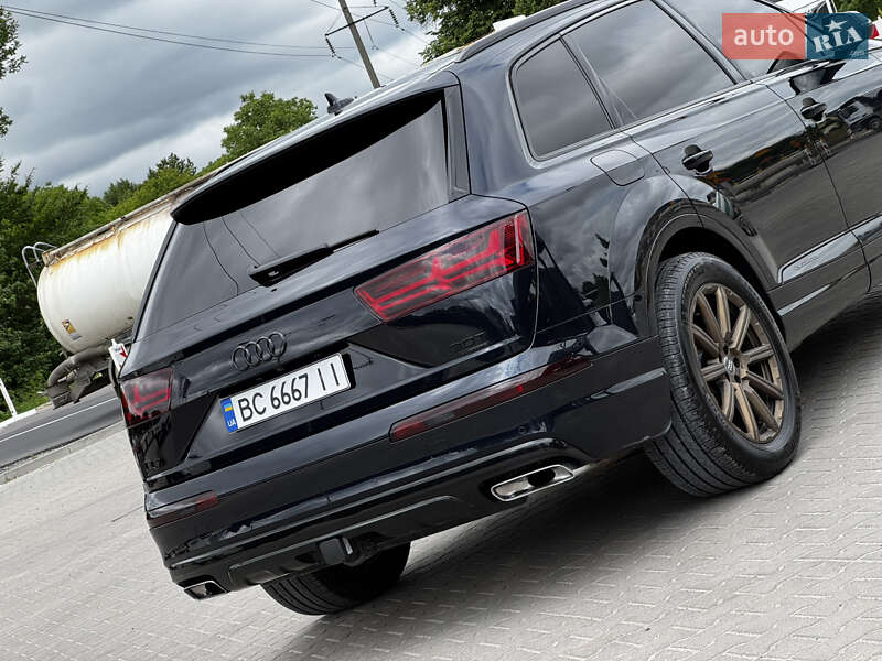 Внедорожник / Кроссовер Audi Q7 2016 в Львове