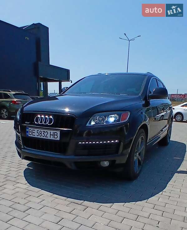 Внедорожник / Кроссовер Audi Q7 2008 в Первомайске