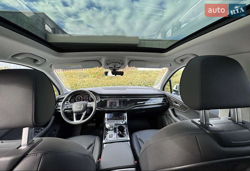 Позашляховик / Кросовер Audi Q7 2022 в Києві