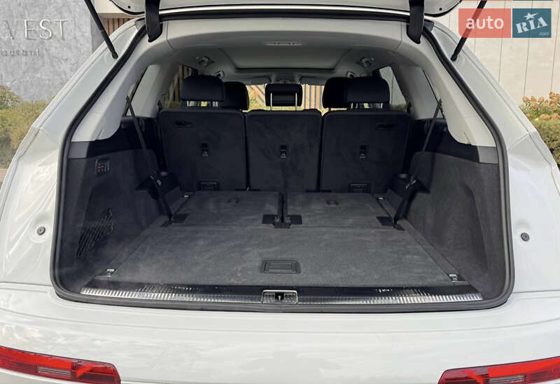 Позашляховик / Кросовер Audi Q7 2022 в Києві