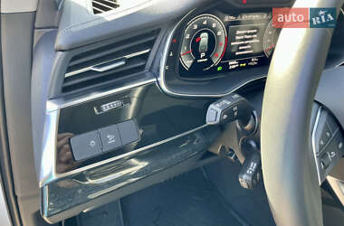 Внедорожник / Кроссовер Audi Q7 2022 в 