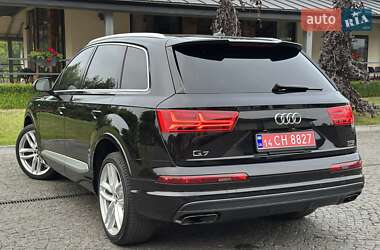 Внедорожник / Кроссовер Audi Q7 2017 в 