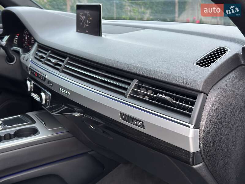 Внедорожник / Кроссовер Audi Q7 2017 в Львове фото 108 Внедорожник / Кроссовер Audi Q7 2017 в Львове