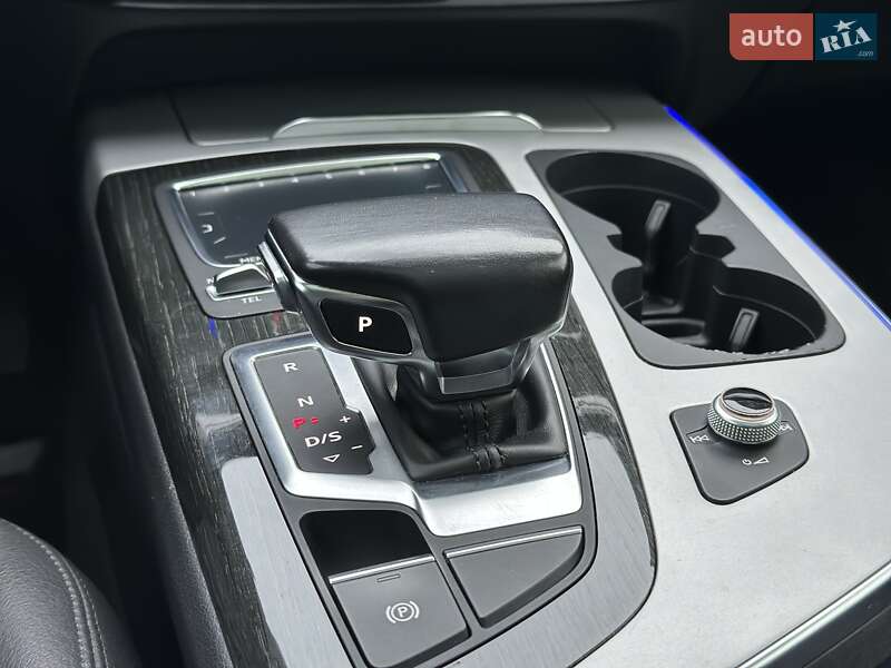 Внедорожник / Кроссовер Audi Q7 2017 в Львове фото 132 Внедорожник / Кроссовер Audi Q7 2017 в Львове