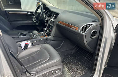 Внедорожник / Кроссовер Audi Q7 2013 в 