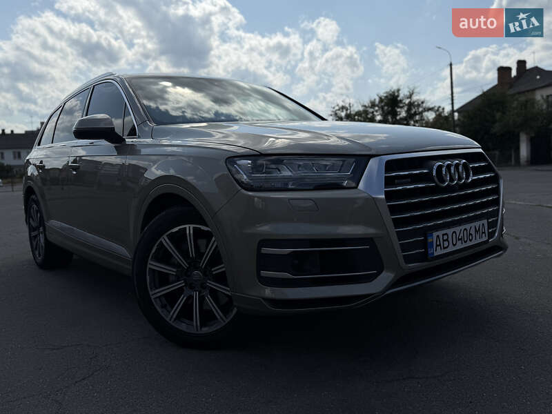 Внедорожник / Кроссовер Audi Q7 2016 в Виннице