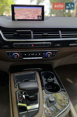 Внедорожник / Кроссовер Audi Q7 2016 в Виннице