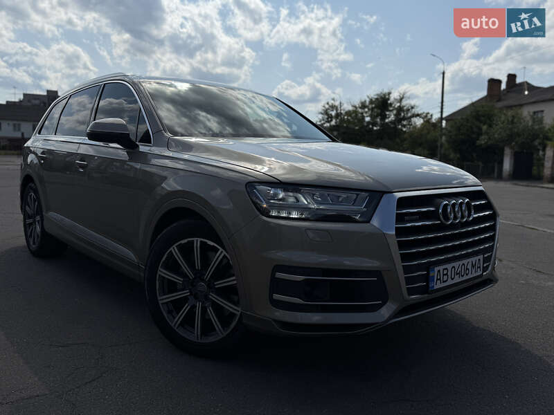 Внедорожник / Кроссовер Audi Q7 2016 в Виннице