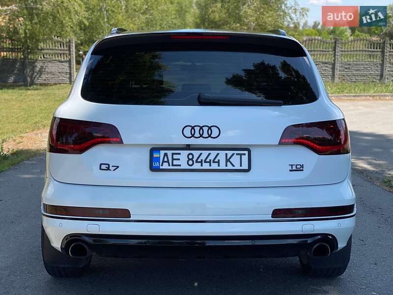 Внедорожник / Кроссовер Audi Q7 2013 в Днепре