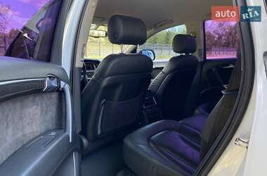 Внедорожник / Кроссовер Audi Q7 2013 в 