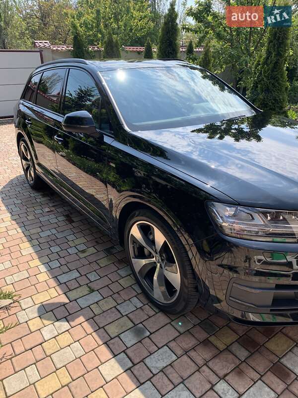 Внедорожник / Кроссовер Audi Q7 2016 в Одессе