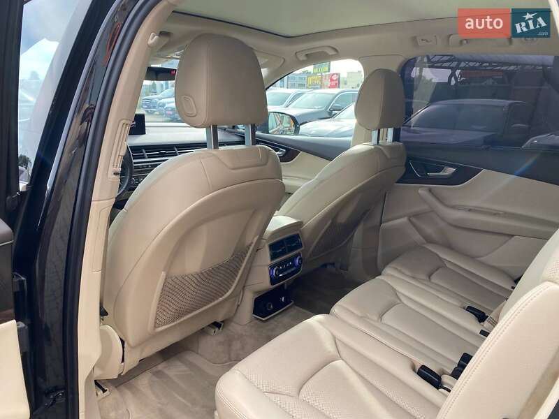 Внедорожник / Кроссовер Audi Q7 2016 в Львове