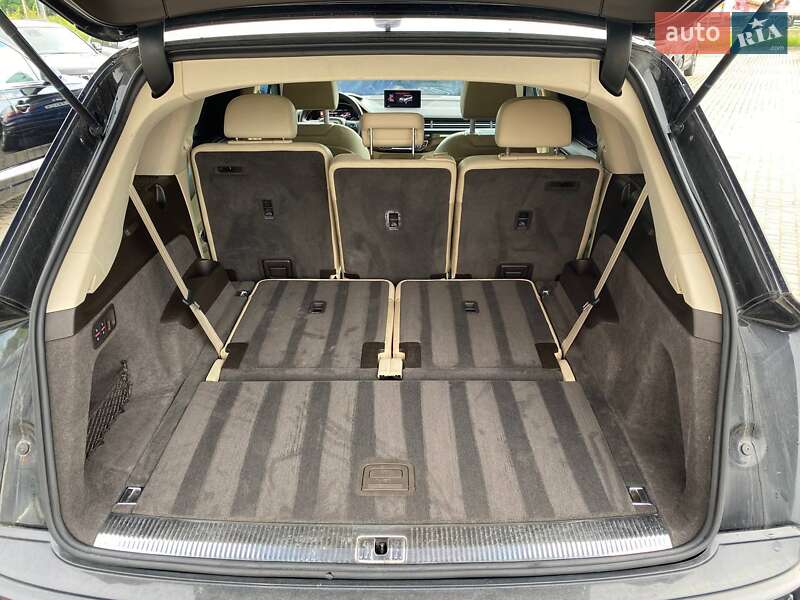 Внедорожник / Кроссовер Audi Q7 2016 в Львове