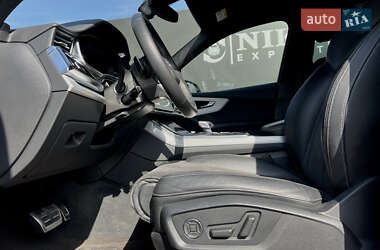 Внедорожник / Кроссовер Audi Q7 2022 в 