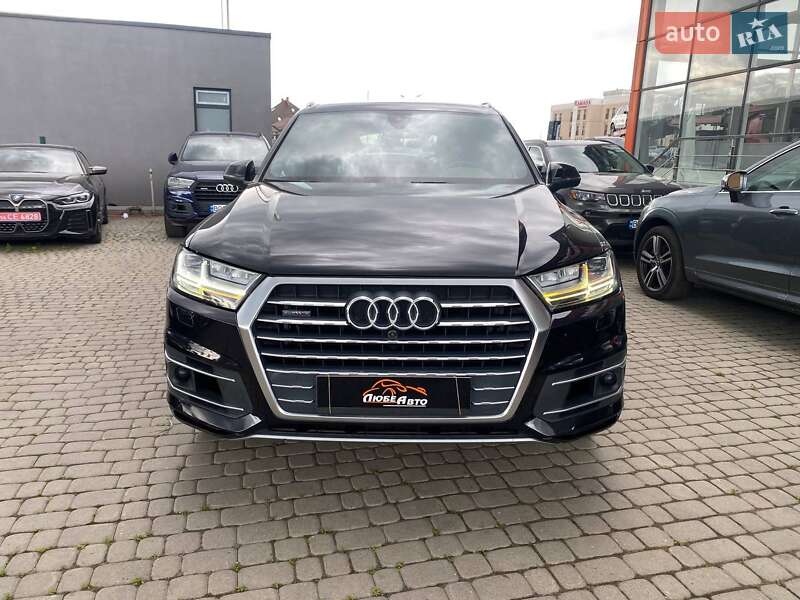 Внедорожник / Кроссовер Audi Q7 2018 в Львове