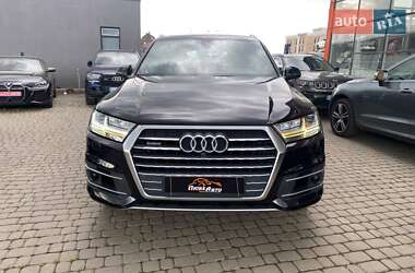 Внедорожник / Кроссовер Audi Q7 2018 в 