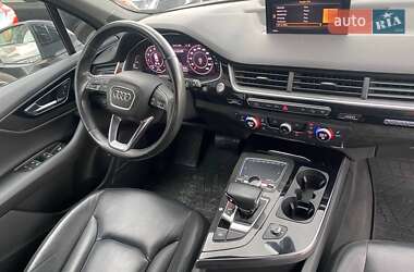 Внедорожник / Кроссовер Audi Q7 2018 в 