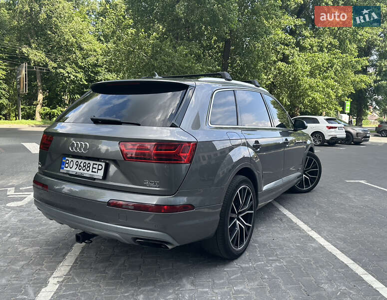 Внедорожник / Кроссовер Audi Q7 2016 в Хмельницком