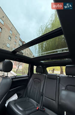Внедорожник / Кроссовер Audi Q7 2011 в 