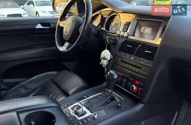 Внедорожник / Кроссовер Audi Q7 2007 в 