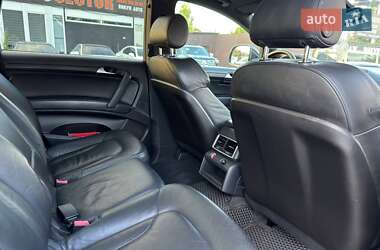 Внедорожник / Кроссовер Audi Q7 2007 в 